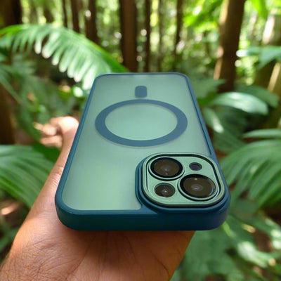 Crystal armor case with Magsafe