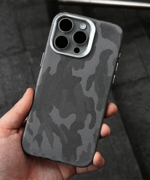 Camouflage Microfiber Case With Magsafe