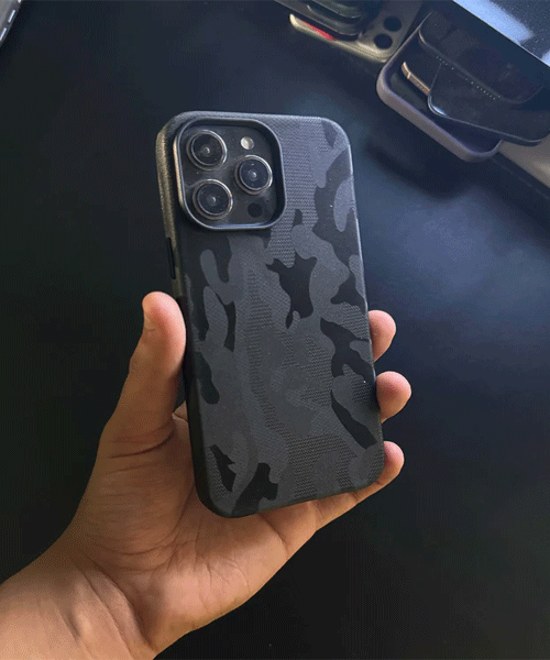 Camouflage Microfiber Case With Magsafe