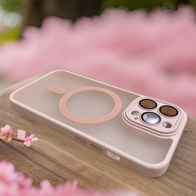 Crystal armor case with Magsafe